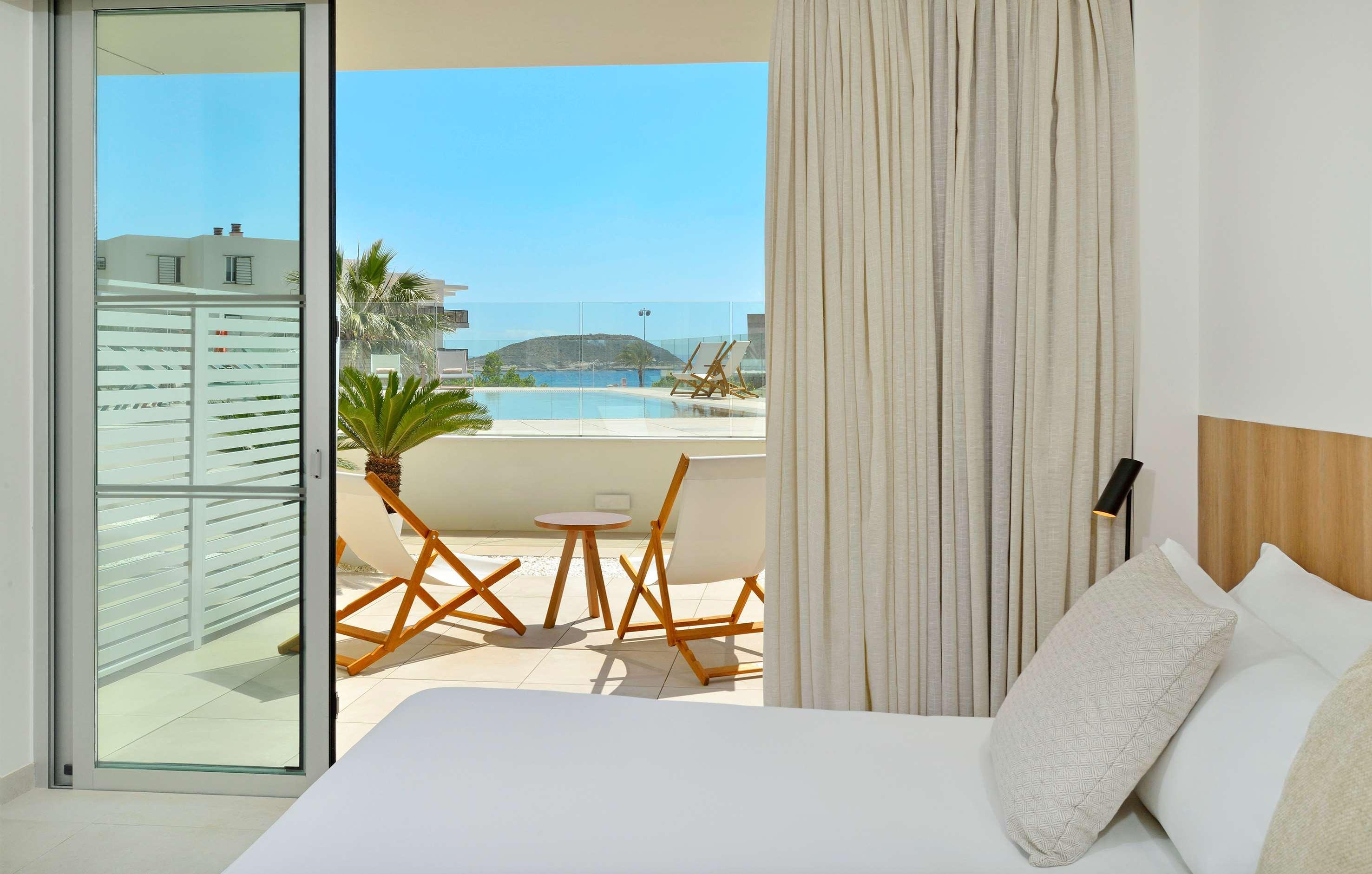 Innside By Melia Calvia Beach Magaluf  Exterior photo