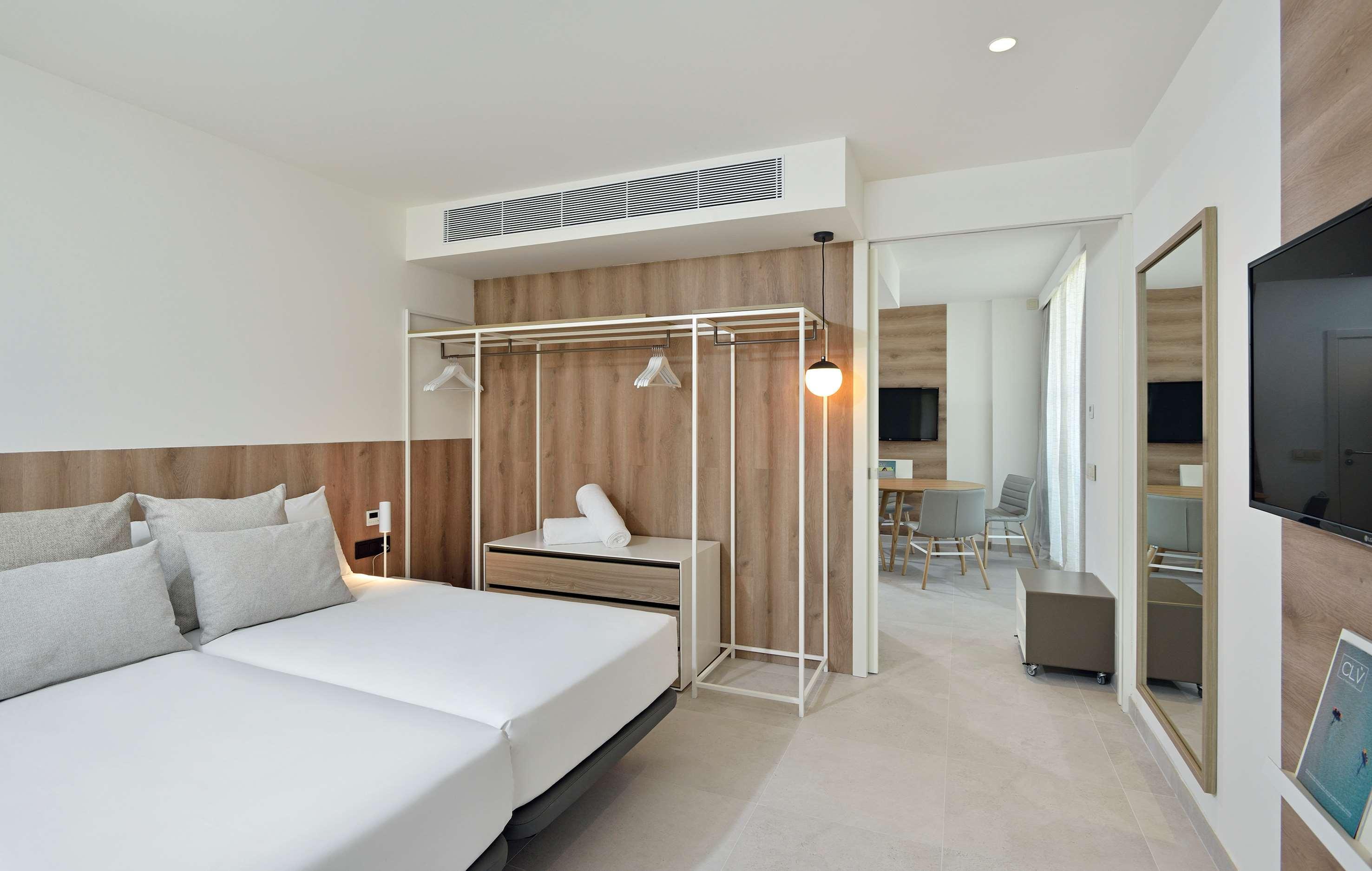 Innside By Melia Calvia Beach Magaluf  Exterior photo